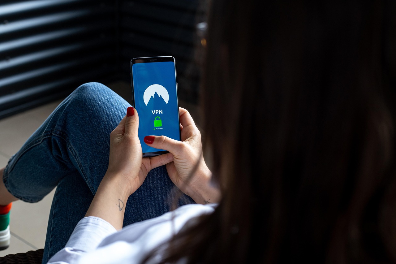 技术支持辅助制造商和出售者的分析和黑市状况